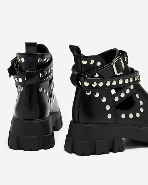 Black women's boots on a thicker sole Avarno- Footwear