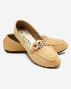 Light brown women's eco-suede loafers with a chain Osylia - Shoes
