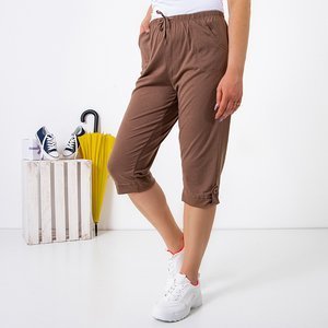 Light brown women's short pants with pockets - Clothing