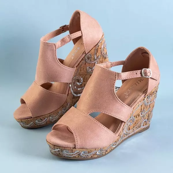OUTLET Beige women's wedge sandals with sequins Terou - Footwear
