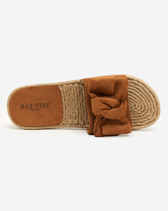 OUTLET Brown women's slippers with a Terina bow - Footwear
