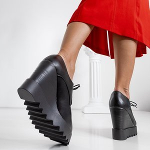 Women's black lace-up boots on a platform heel Vitolina - Footwear