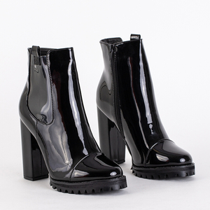 Women's lacquered boots on a high post Emizera - footwear